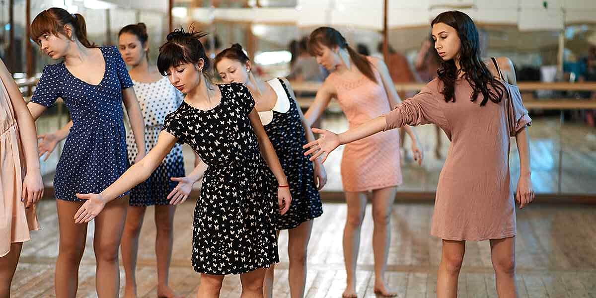 https://theirnthesis.lol/wp-content/uploads/2019/04/inner_dance_01.jpg